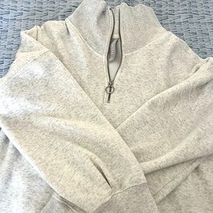 Women’s L Athleta karma fleece 1/2 zip sweatshirt. New without tags, never worn.